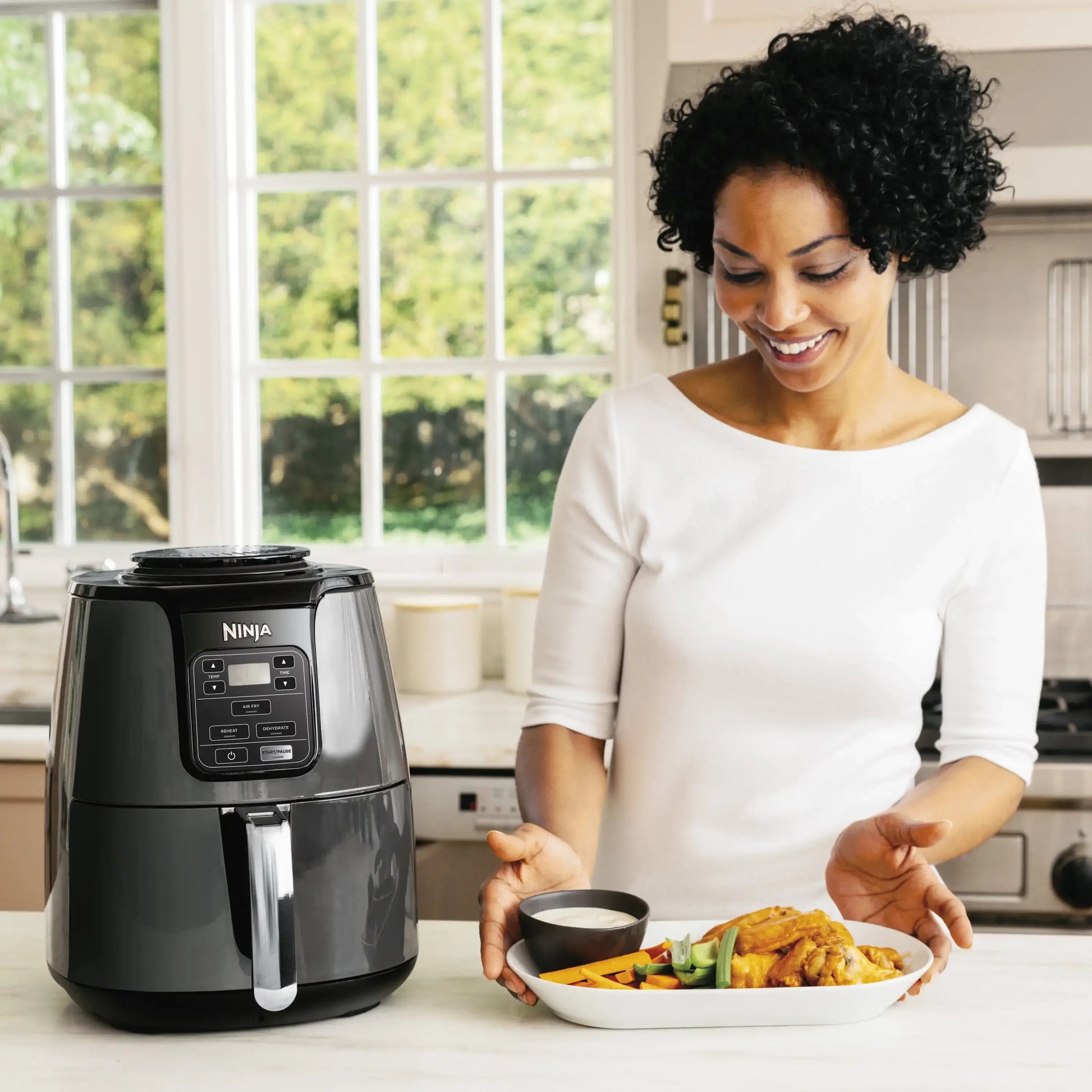 4-QT Air Fryer with Ceramic-Coated Nonstick Basket Crisper Plate